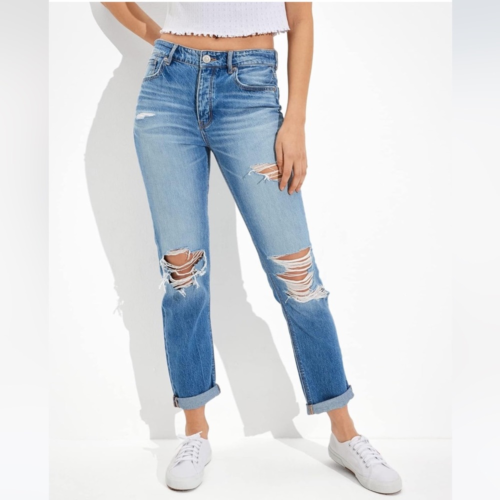 American Eagle Tomgirl Ripped Jeans Blue Wash Button Fly 3908 Size 14